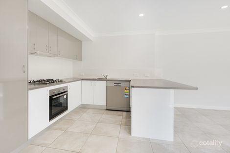 Property photo of 1/61 Clayton Crescent Rutherford NSW 2320