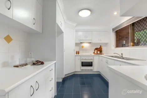 Property photo of 7/68 Timaru Crescent Eight Mile Plains QLD 4113
