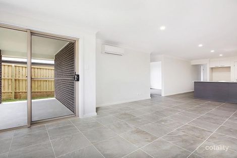 Property photo of 27 Varsity Parkway Thrumster NSW 2444
