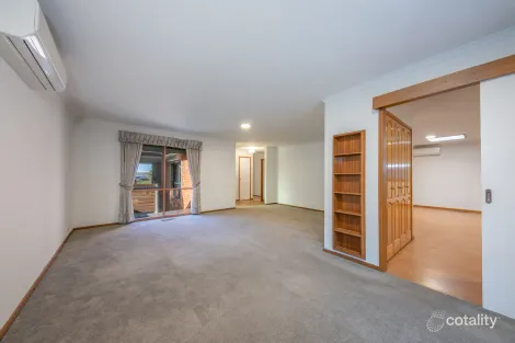 Property photo of 3 Wright Court Sunbury VIC 3429