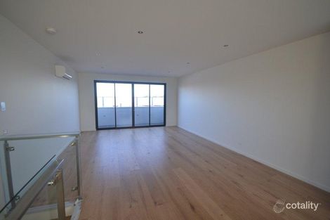 Property photo of 2/1 Mincha Street Brunswick West VIC 3055