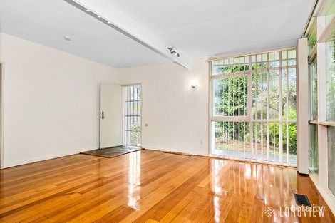 Property photo of 18 Forster Road Mount Waverley VIC 3149