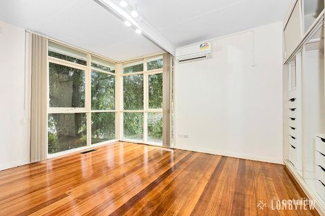 Property photo of 18 Forster Road Mount Waverley VIC 3149