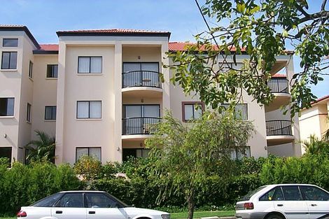 Property photo of 30/7-13 Barranbali Street Surfers Paradise QLD 4217