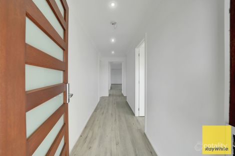 Property photo of 2 Truncata Drive Tarneit VIC 3029