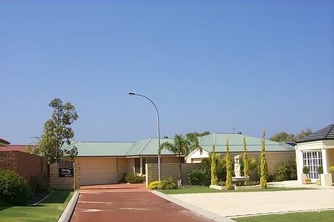 44 Meadowbank Gdns, Hillarys, WA 6025