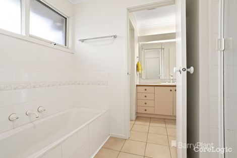 Property photo of 4 Ferntree Court Ferntree Gully VIC 3156