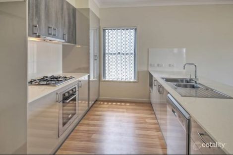 Property photo of 8 Tabei Place Springfield Lakes QLD 4300
