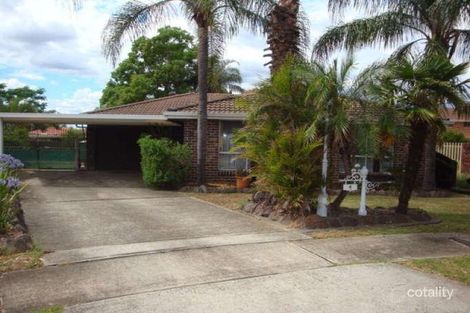 4 White Pl, Bossley Park, NSW 2176