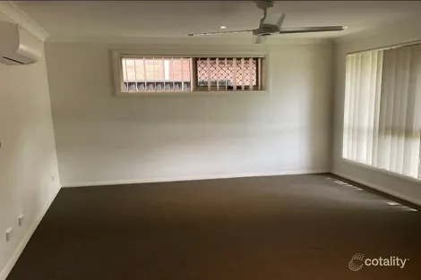 Property photo of 16 Warraburra Way Voyager Point NSW 2172