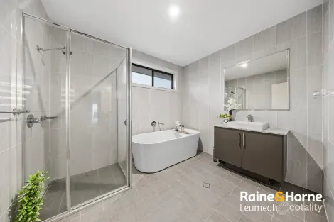 Property photo of 150 Townson Avenue Minto NSW 2566