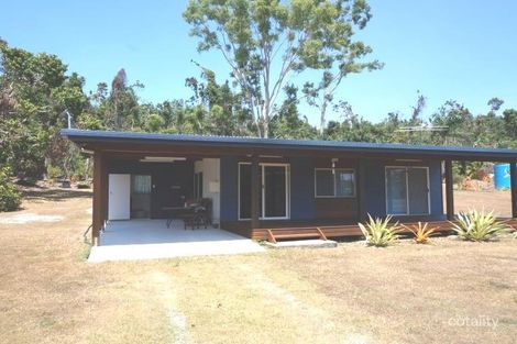 50 Davison Rd, Wilson Beach, QLD 4800