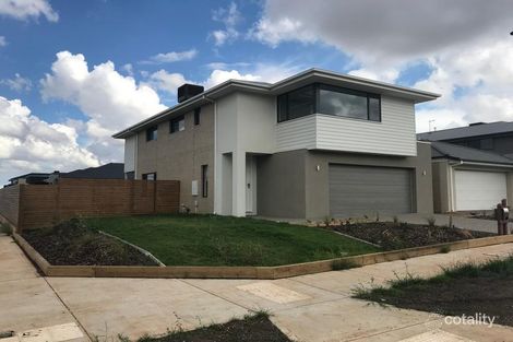 Property photo of 33 Galveston Avenue Fraser Rise VIC 3336