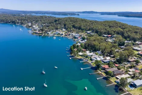 Property photo of 36 Coal Point Road Coal Point NSW 2283