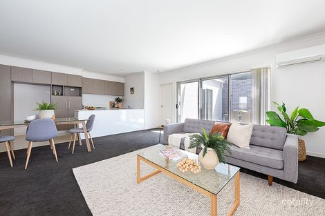 Property photo of 32 Whitrod Avenue Casey ACT 2913