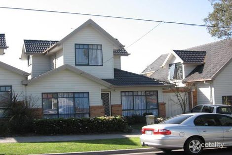 Property photo of 17 Huxtable Street Mount Waverley VIC 3149