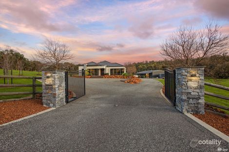 Property photo of 7 Weelarra Heights Bedfordale WA 6112