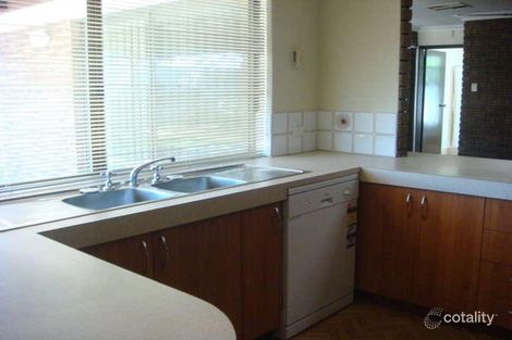 Property photo of 3 Tall Tree View Swan View WA 6056