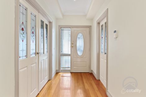 Property photo of 2 Rivergum Rise Hampton Park VIC 3976