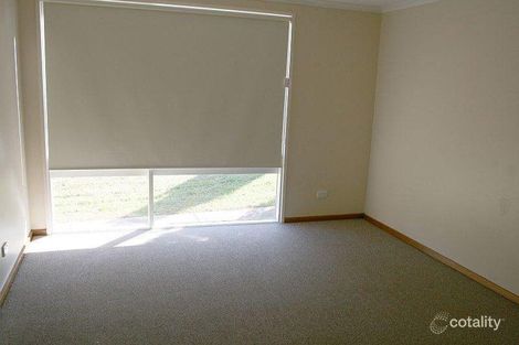 Property photo of 52 Oslo Crescent Hackham West SA 5163