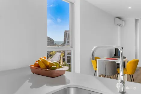 Property photo of 601/8 Aviators Way Penrith NSW 2750