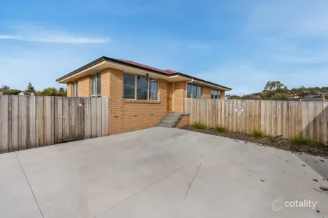 2/6 Brooke St, Brighton, TAS 7030