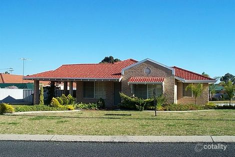 Property photo of 9 Pine Court Collie WA 6225
