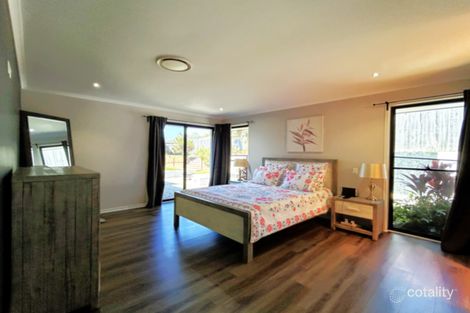 Property photo of 12 Chairmans Close Jones Hill QLD 4570