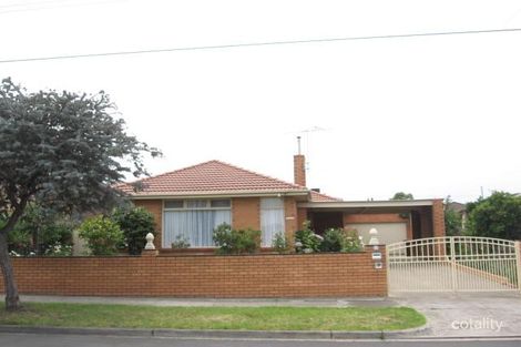 11 Hampshire Rd, Doncaster, VIC 3108