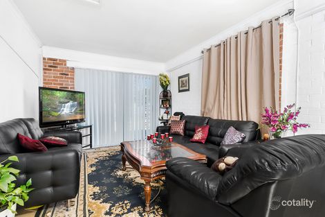 Property photo of 8 Hawk Close Green Valley NSW 2168