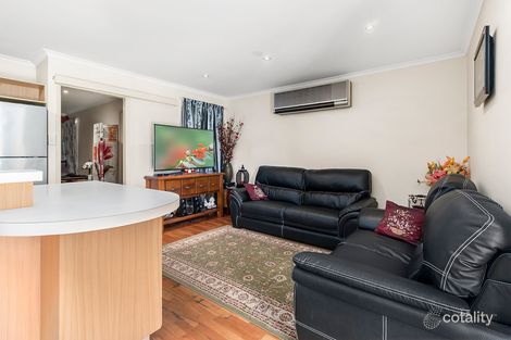 Property photo of 8 Hawk Close Green Valley NSW 2168
