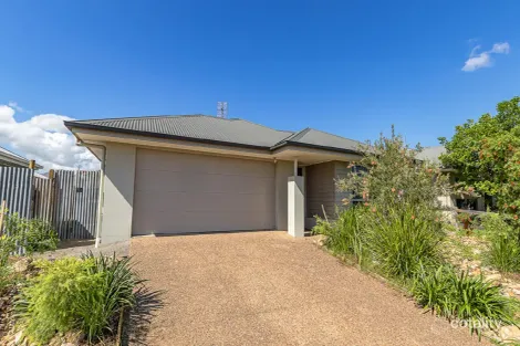 6 Tooma Lane, Kelso, QLD 4815