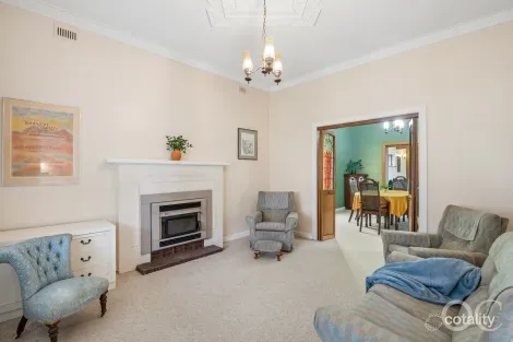 Property photo of 42 Forest Avenue Black Forest SA 5035