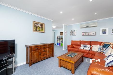 Property photo of 45 Hood Crescent Sunbury VIC 3429