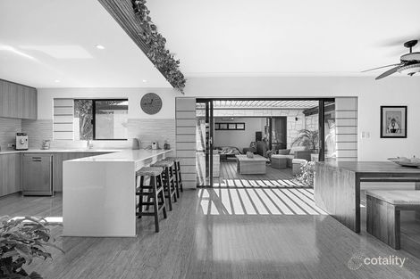 Property photo of 237A St Brigids Terrace Doubleview WA 6018