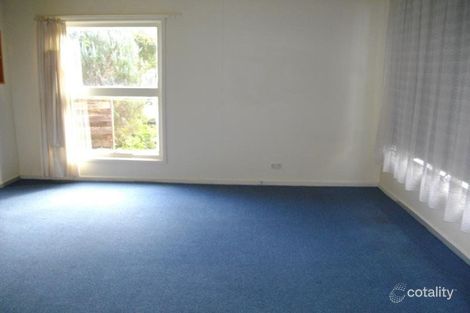 Property photo of 31 Cameron Road Croydon VIC 3136