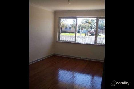 Property photo of 4 Crosbie Crescent Middle Swan WA 6056