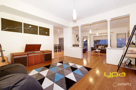 Property photo of 24 The Crest Attwood VIC 3049