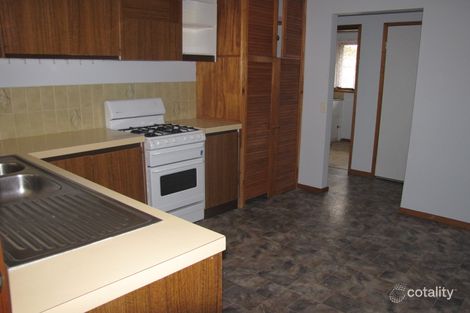 Property photo of 28 Randall Crescent Moe VIC 3825
