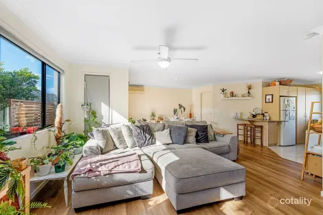 Property photo of 6/45 Hillridge Crescent Varsity Lakes QLD 4227