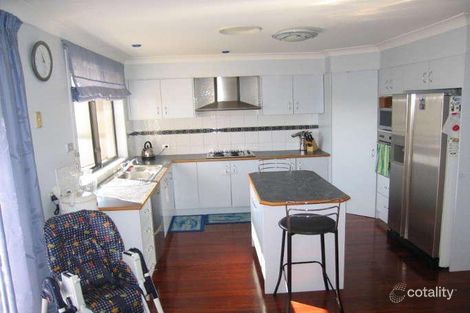 Property photo of 2 Barrow Close Green Valley NSW 2168