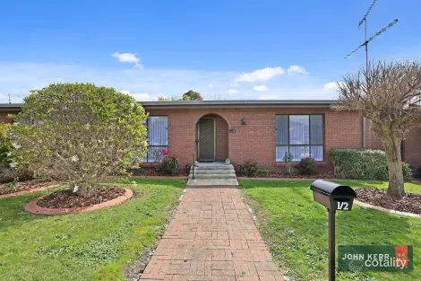 1/2 Barry St, Moe, VIC 3825