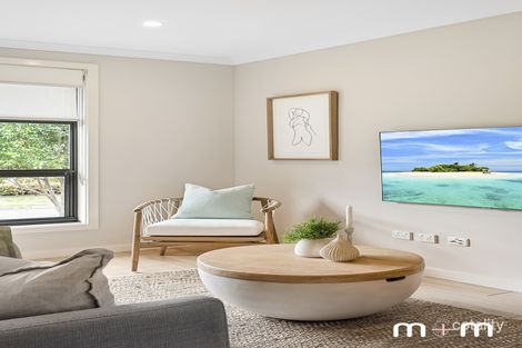 Property photo of 48 Wallbank Way Bulli NSW 2516