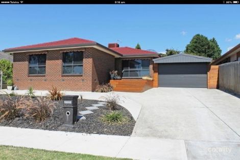 34 Strickland Ave, Mill Park, VIC 3082