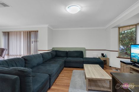 Property photo of 33 Redheart Drive Thornlie WA 6108