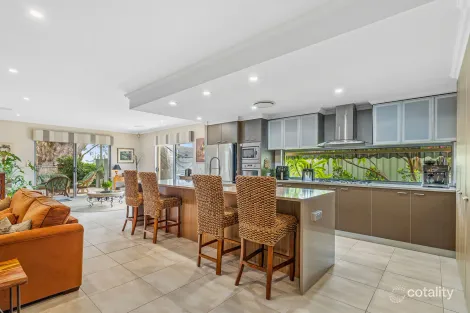 7 Glendale St, Meadow Springs, WA 6210