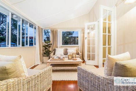 Property photo of 71 York Street Coorparoo QLD 4151