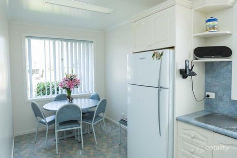 Property photo of 19 Cherry Place Sale VIC 3850