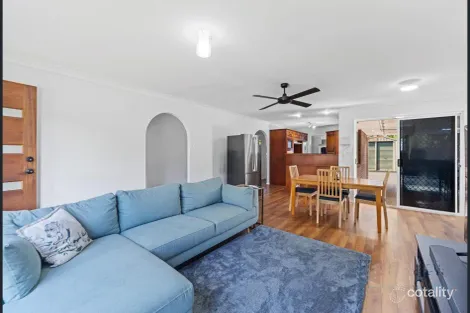 34 Cresthaven Dr, Morayfield, QLD 4506