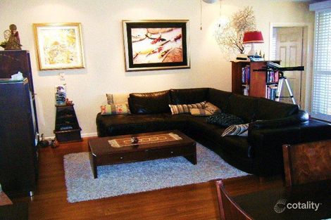 Property photo of 1/28-30 Oatland Esplanade Runaway Bay QLD 4216